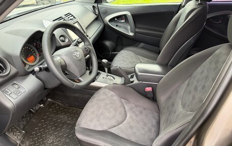 Toyota RAV4, 2011 год, 1 595 000 рублей, 15 фотография