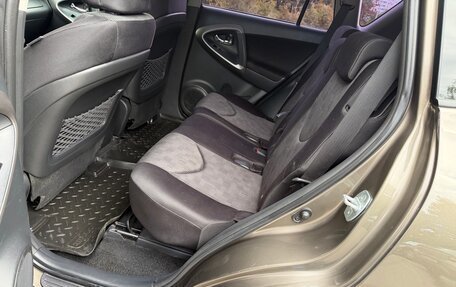 Toyota RAV4, 2011 год, 1 595 000 рублей, 16 фотография
