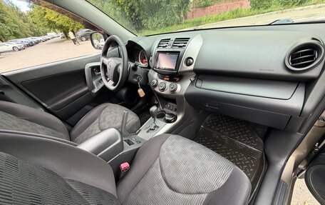 Toyota RAV4, 2011 год, 1 595 000 рублей, 20 фотография