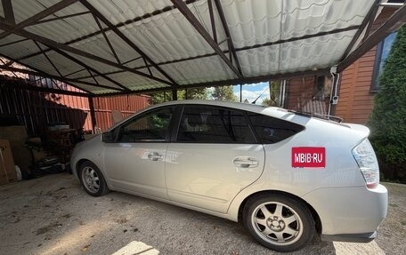 Toyota Prius, 2008 год, 690 000 рублей, 2 фотография