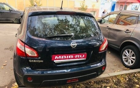 Nissan Qashqai, 2010 год, 820 000 рублей, 2 фотография