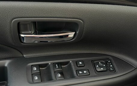 Mitsubishi Outlander III рестайлинг 3, 2018 год, 2 729 000 рублей, 15 фотография