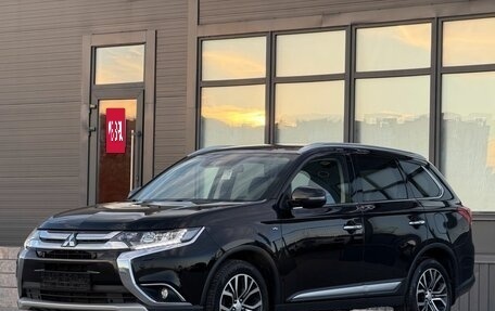 Mitsubishi Outlander III рестайлинг 3, 2018 год, 2 729 000 рублей, 5 фотография