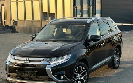 Mitsubishi Outlander III рестайлинг 3, 2018 год, 2 729 000 рублей, 33 фотография