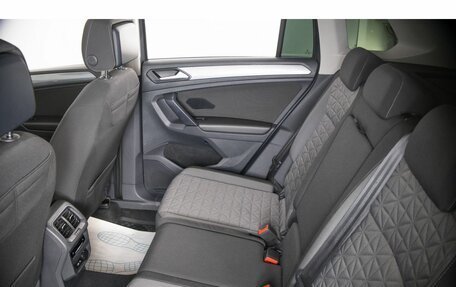 Volkswagen Tiguan II, 2021 год, 3 150 000 рублей, 9 фотография