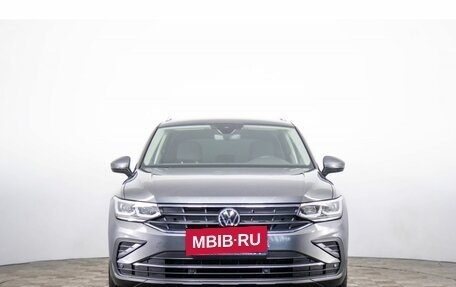 Volkswagen Tiguan II, 2021 год, 3 150 000 рублей, 2 фотография