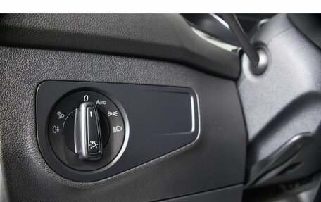 Volkswagen Tiguan II, 2021 год, 3 150 000 рублей, 21 фотография