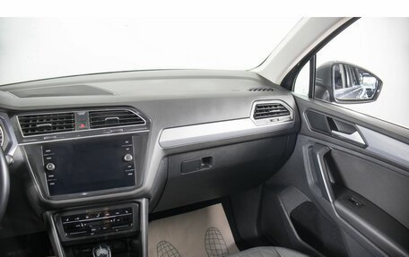 Volkswagen Tiguan II, 2021 год, 3 150 000 рублей, 14 фотография