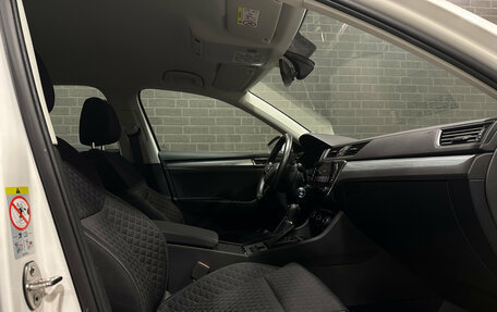 Skoda Superb III рестайлинг, 2021 год, 2 579 000 рублей, 9 фотография