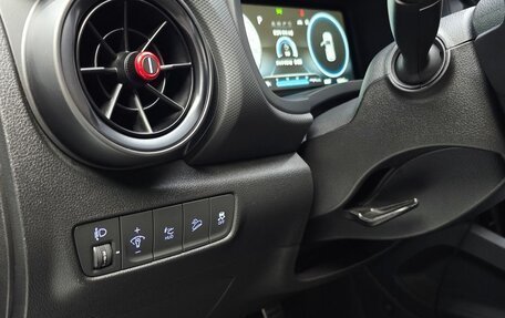 Hyundai Kona I, 2022 год, 1 350 000 рублей, 20 фотография