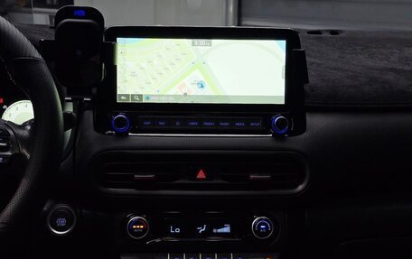 Hyundai Kona I, 2022 год, 1 350 000 рублей, 23 фотография