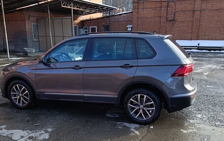 Volkswagen Tiguan II, 2018 год, 1 900 000 рублей, 13 фотография