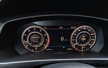 Volkswagen Tiguan II, 2018 год, 1 900 000 рублей, 24 фотография