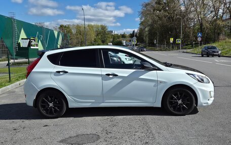 Hyundai Solaris II рестайлинг, 2011 год, 575 000 рублей, 6 фотография