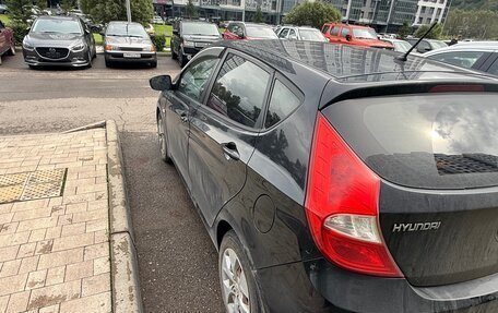 Hyundai Solaris II рестайлинг, 2013 год, 800 000 рублей, 2 фотография