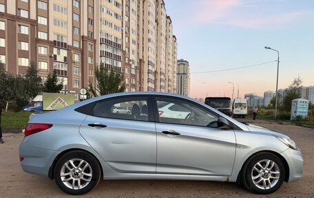 Hyundai Solaris II рестайлинг, 2011 год, 565 000 рублей, 5 фотография