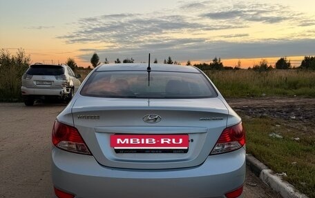 Hyundai Solaris II рестайлинг, 2011 год, 565 000 рублей, 11 фотография