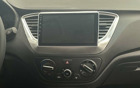 Hyundai Solaris II рестайлинг, 2017 год, 1 345 000 рублей, 12 фотография