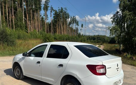 Renault Logan II, 2015 год, 320 000 рублей, 4 фотография