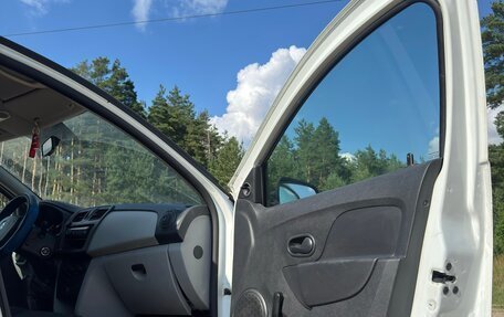 Renault Logan II, 2015 год, 320 000 рублей, 6 фотография