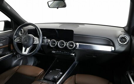 Mercedes-Benz GLB, 2021 год, 3 890 000 рублей, 13 фотография