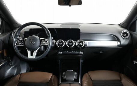 Mercedes-Benz GLB, 2021 год, 3 890 000 рублей, 14 фотография