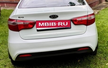KIA Rio III рестайлинг, 2012 год, 900 000 рублей, 4 фотография