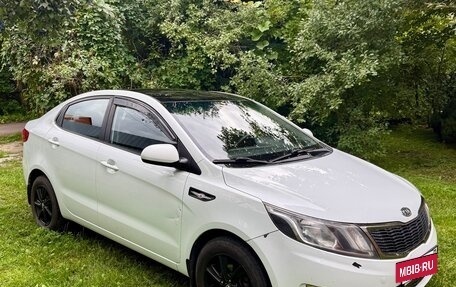 KIA Rio III рестайлинг, 2012 год, 900 000 рублей, 2 фотография