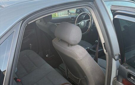 Audi A4, 1998 год, 430 000 рублей, 8 фотография