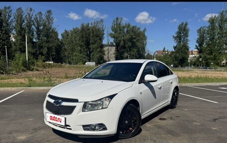 Chevrolet Cruze II, 2012 год, 700 000 рублей, 2 фотография