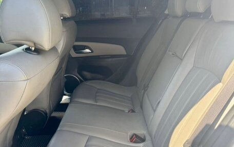 Chevrolet Cruze II, 2012 год, 700 000 рублей, 28 фотография