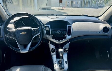 Chevrolet Cruze II, 2012 год, 700 000 рублей, 27 фотография