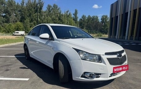 Chevrolet Cruze II, 2012 год, 700 000 рублей, 7 фотография
