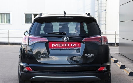 Toyota RAV4, 2015 год, 2 249 000 рублей, 6 фотография