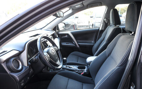 Toyota RAV4, 2015 год, 2 249 000 рублей, 15 фотография