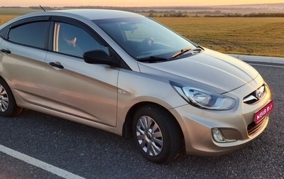 Hyundai Solaris II рестайлинг, 2013 год, 849 000 рублей, 1 фотография