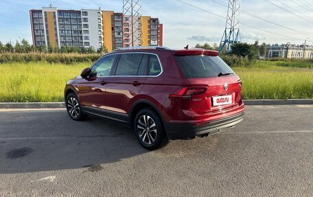Volkswagen Tiguan II, 2019 год, 2 700 000 рублей, 3 фотография