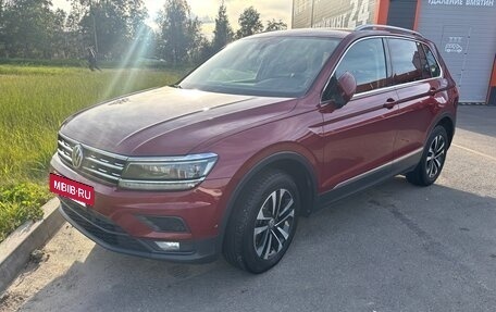 Volkswagen Tiguan II, 2019 год, 2 700 000 рублей, 4 фотография