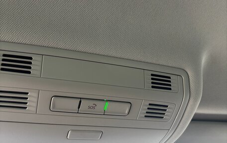 Volkswagen Tiguan II, 2019 год, 2 700 000 рублей, 19 фотография