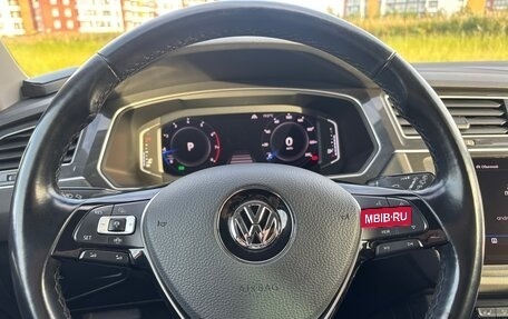 Volkswagen Tiguan II, 2019 год, 2 700 000 рублей, 17 фотография