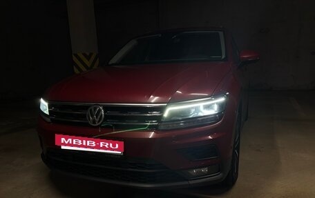 Volkswagen Tiguan II, 2019 год, 2 700 000 рублей, 26 фотография