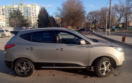 Hyundai ix35 I рестайлинг, 2010 год, 1 111 111 рублей, 9 фотография