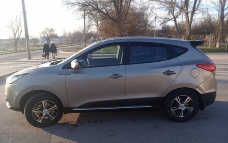 Hyundai ix35 I рестайлинг, 2010 год, 1 111 111 рублей, 10 фотография