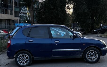 Daihatsu Sirion, 1999 год, 150 000 рублей, 3 фотография