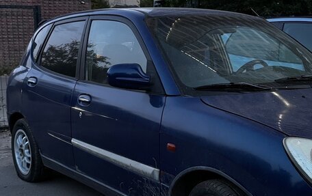 Daihatsu Sirion, 1999 год, 150 000 рублей, 2 фотография
