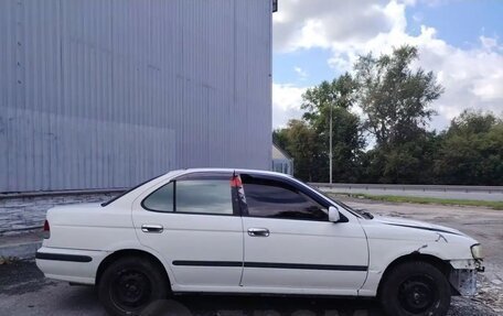 Nissan Sunny B15, 2001 год, 140 000 рублей, 2 фотография