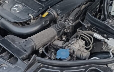 Mercedes-Benz E-Класс, 2010 год, 1 310 000 рублей, 9 фотография