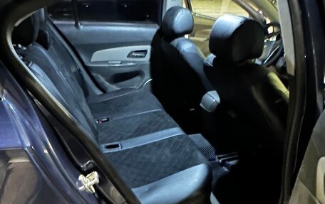 Chevrolet Cruze II, 2010 год, 357 000 рублей, 5 фотография
