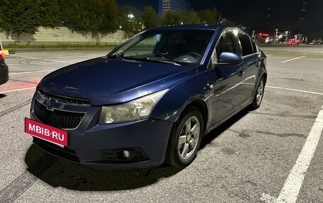 Chevrolet Cruze II, 2010 год, 357 000 рублей, 13 фотография