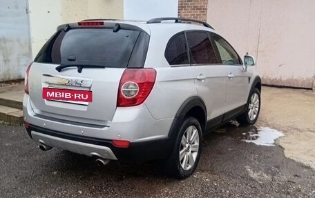 Chevrolet Captiva I, 2011 год, 800 000 рублей, 10 фотография